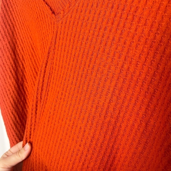 Project Social T Cozy Soft oversized red orange waffle knit long sleeve sweater - Picture 4 of 9